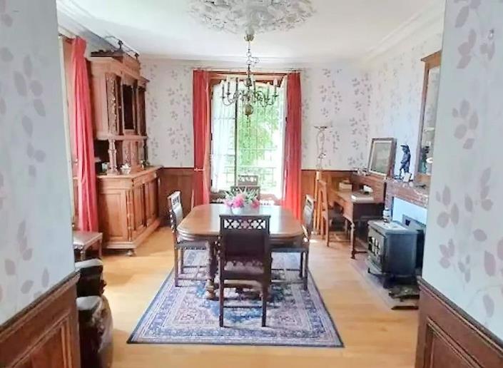 Image No.3-Villa / Détaché de 9 chambres à vendre à Eguzon-Chantôme