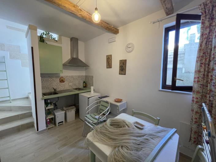 Image No.8-8 Bed Villa for sale