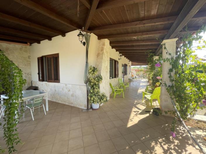 Image No.45-8 Bed Villa for sale