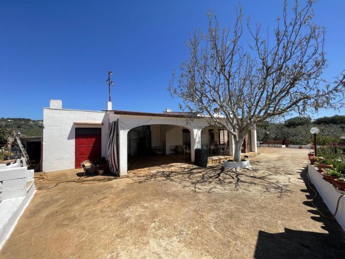 Image No.24-2 Bed Country House for sale