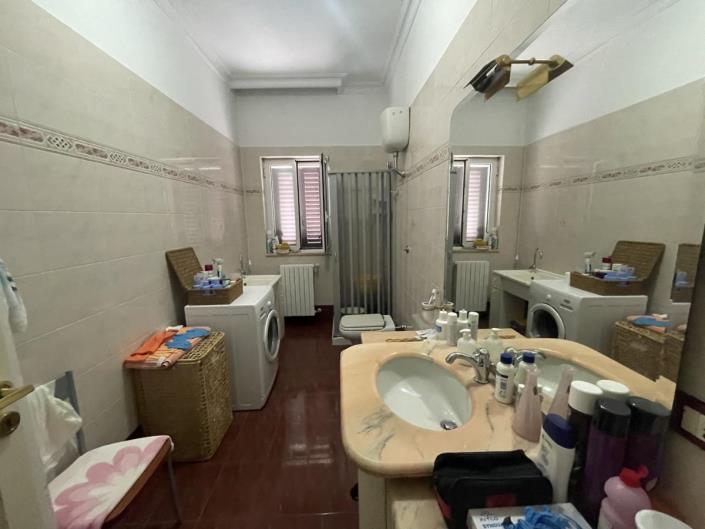 Image No.17-4 Bed Villa for sale