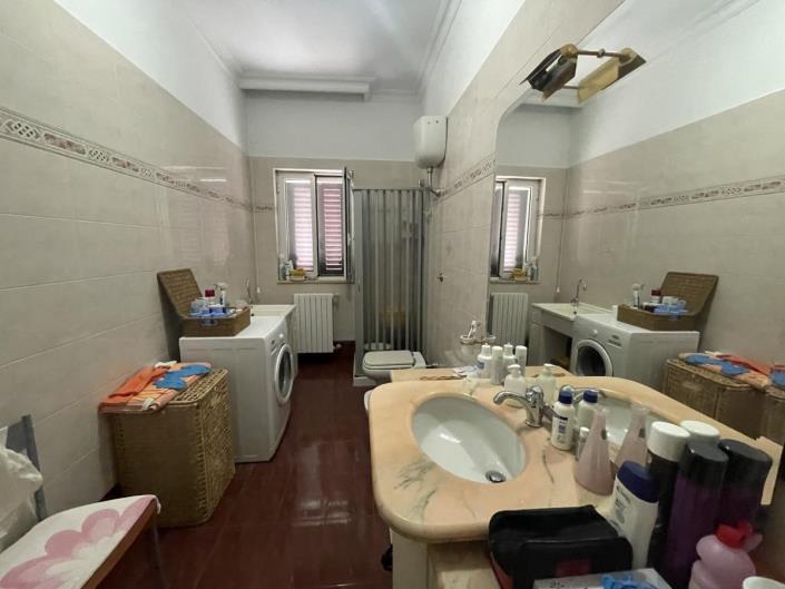 Image No.18-4 Bed Villa for sale