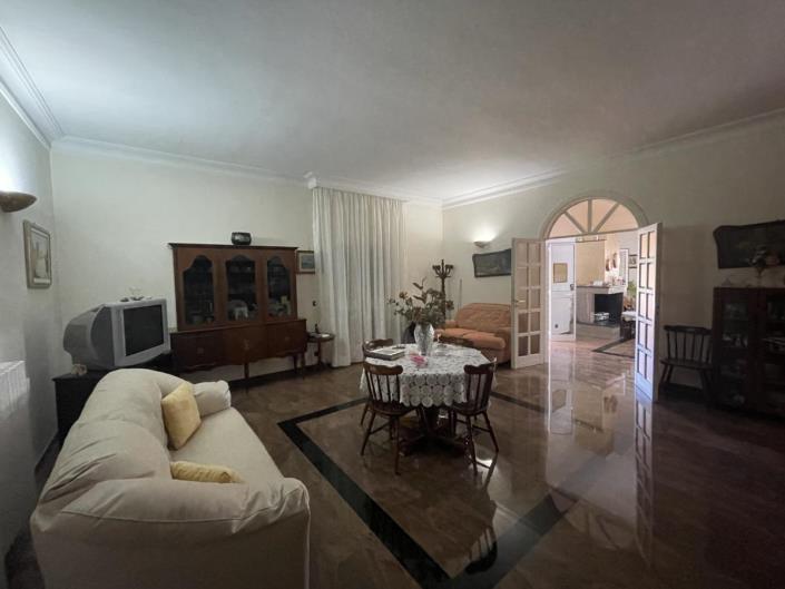 Image No.21-4 Bed Villa for sale