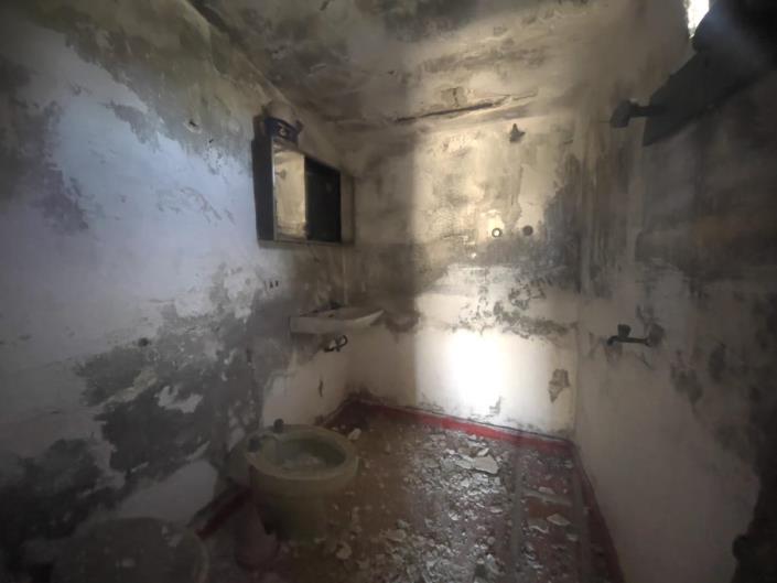 Image No.12-2 Bed Villa for sale