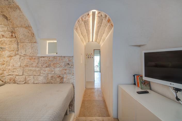 Image No.44-4 Bed Trullo for sale