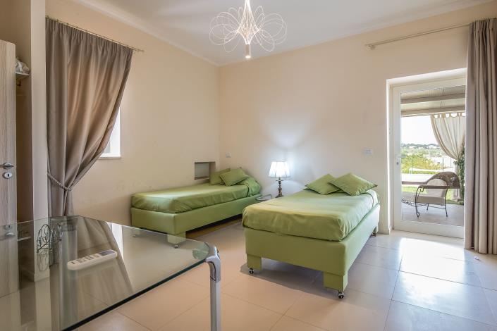 Image No.55-4 Bed Trullo for sale