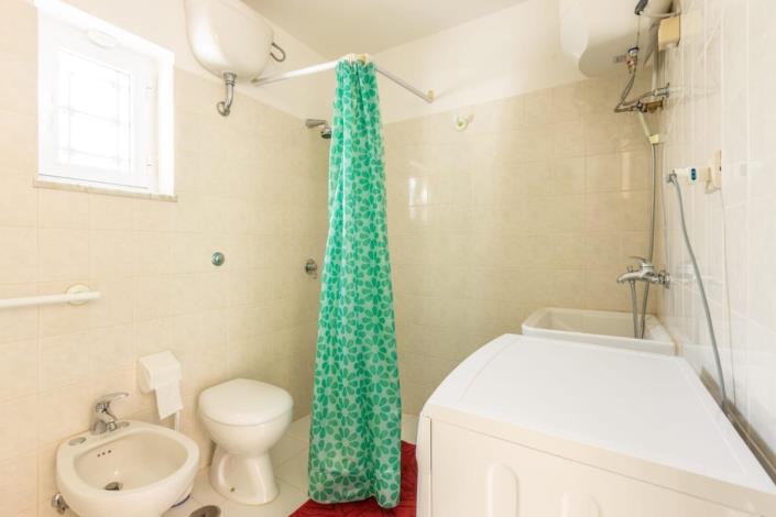 Image No.40-2 Bed Villa for sale