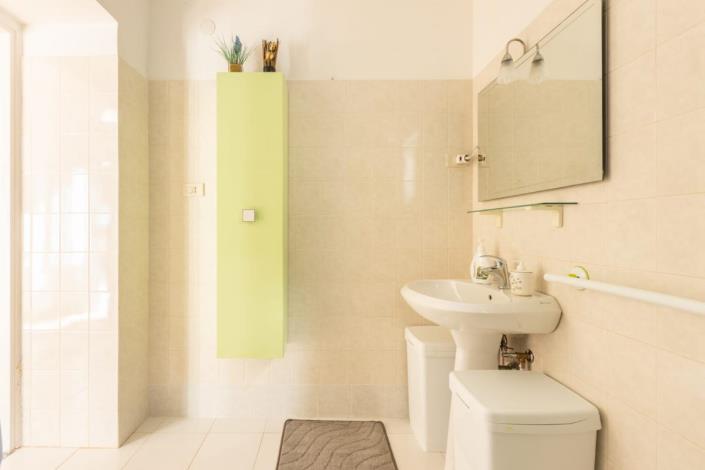 Image No.47-2 Bed Villa for sale