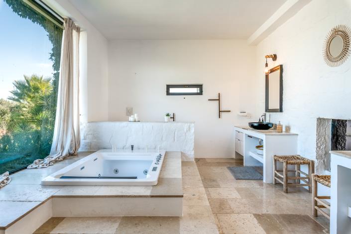 Image No.9-3 Bed Villa for sale