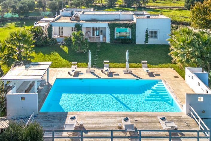 Image No.12-3 Bed Villa for sale