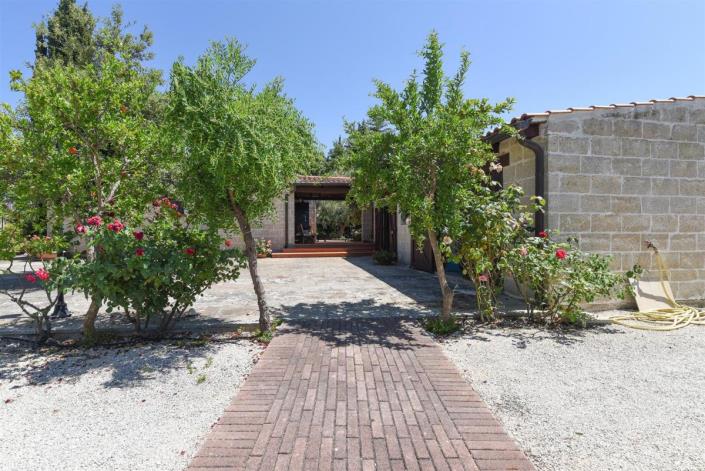 Image No.7-8 Bed Villa for sale