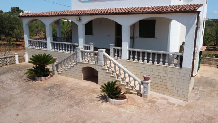 Image No.12-3 Bed Villa for sale