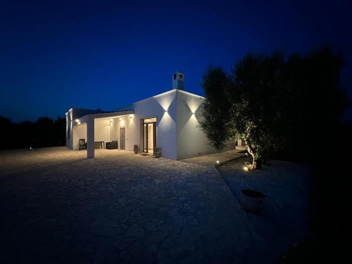 Image No.11-3 Bed Villa for sale