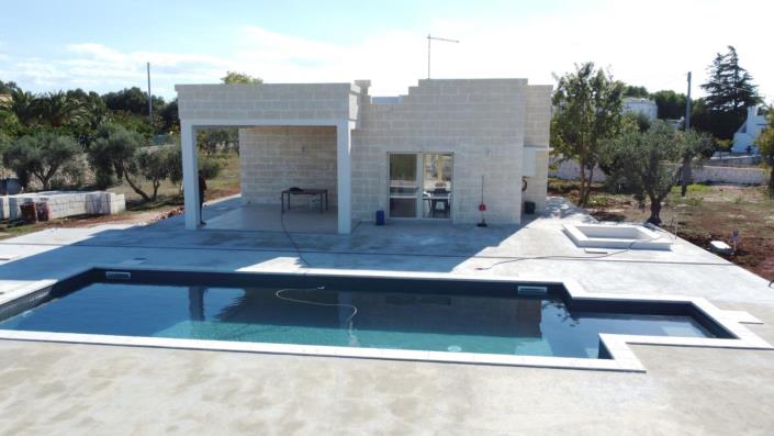 Image No.10-2 Bed Villa for sale