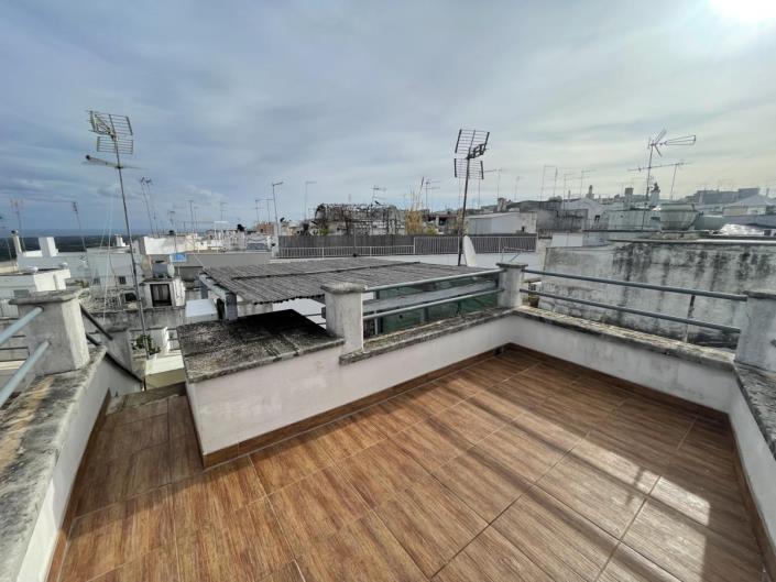 Image No.24-1 Bed Apartment for sale