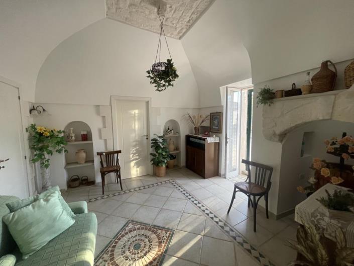 Image No.10-3 Bed Villa for sale