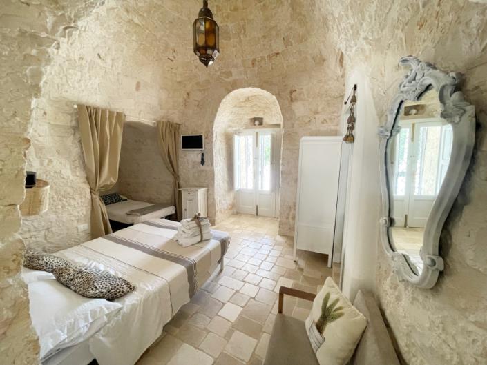 Image No.22-3 Bed Trullo for sale