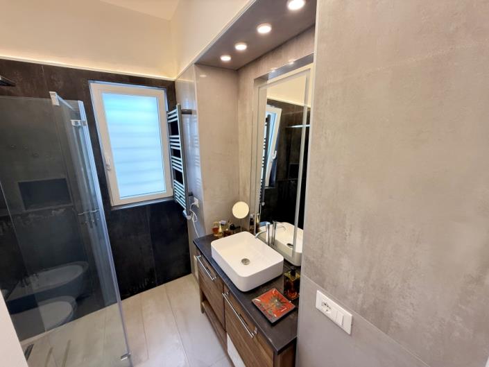 Image No.39-2 Bed Villa for sale