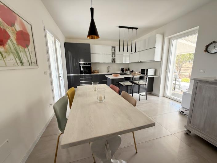 Image No.49-2 Bed Villa for sale