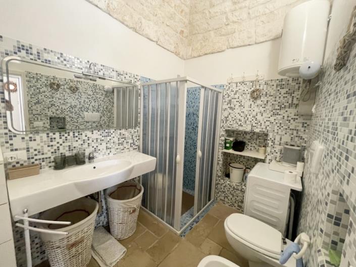 Image No.18-1 Bed Townhouse for sale