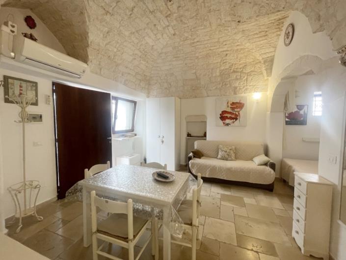 Image No.21-1 Bed Townhouse for sale