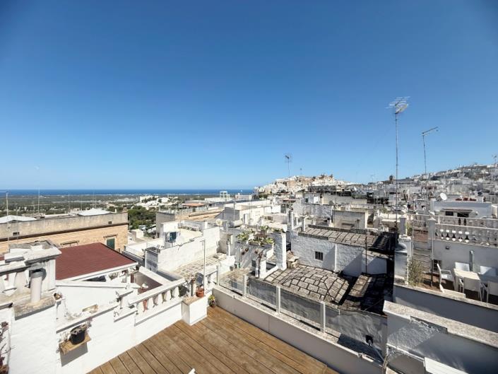 Image No.8-3 Bed Apartment for sale