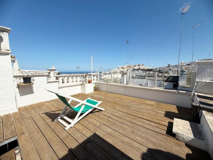 Image No.12-3 Bed Apartment for sale