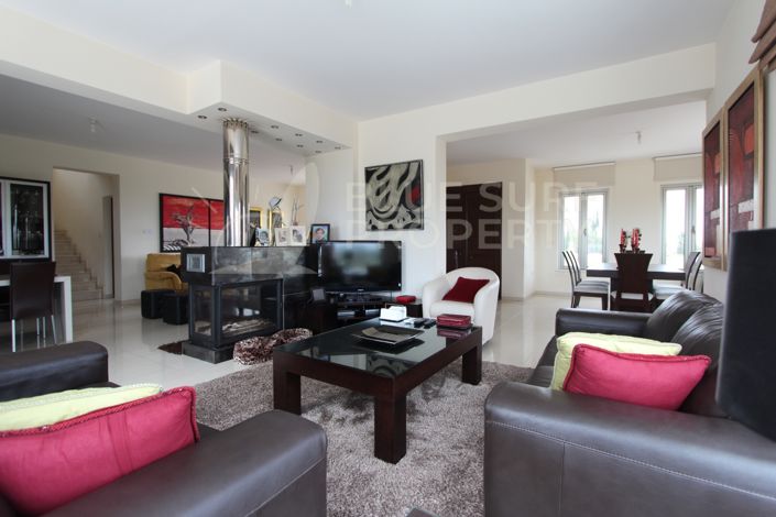 Image No.8-Villa de 5 chambres à vendre à Protaras