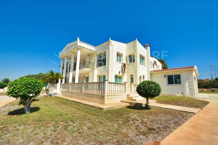 Image No.12-5 Bed Villa for sale