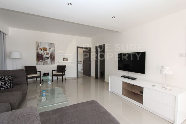 Image No.7-Villa de 4 chambres à vendre à Protaras