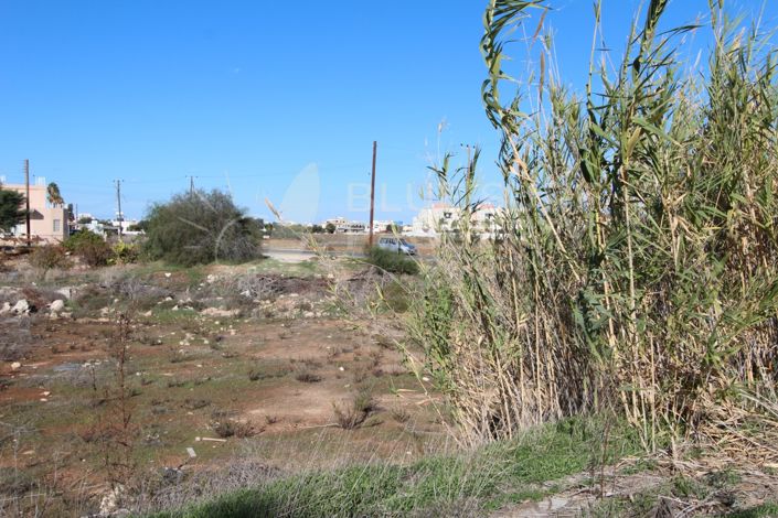 Image No.2-Propriété à vendre à Deryneia