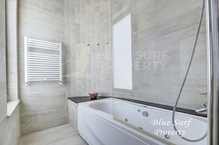 Image No.22-Villa de 7 chambres à vendre à Ayia Thekla