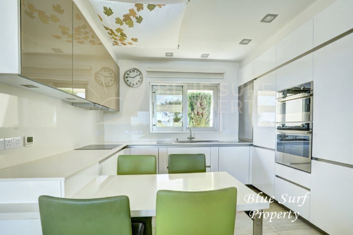 Image No.9-Villa de 7 chambres à vendre à Ayia Thekla