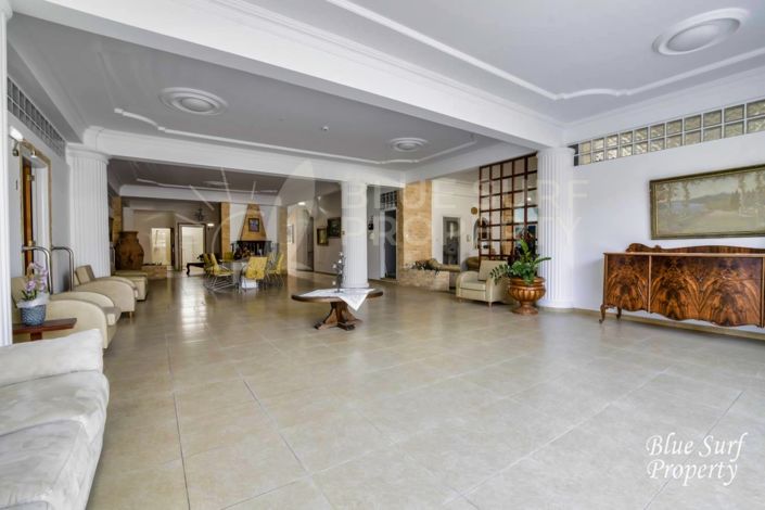 Image No.10-Villa de 21 chambres à vendre à Deryneia