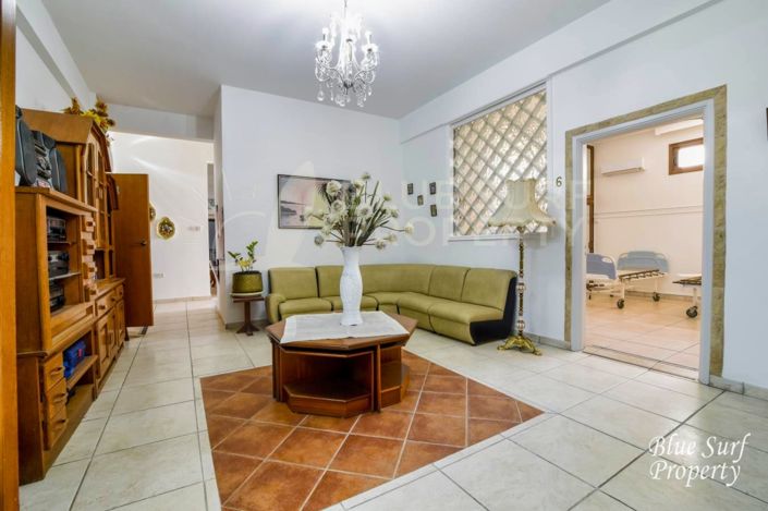 Image No.14-Villa de 21 chambres à vendre à Deryneia