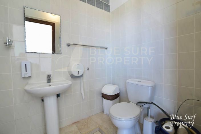 Image No.26-Villa de 21 chambres à vendre à Deryneia