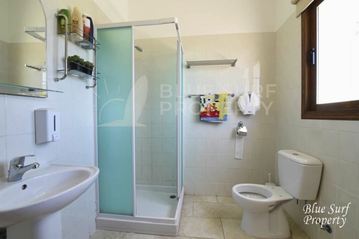 Image No.30-Villa de 21 chambres à vendre à Deryneia