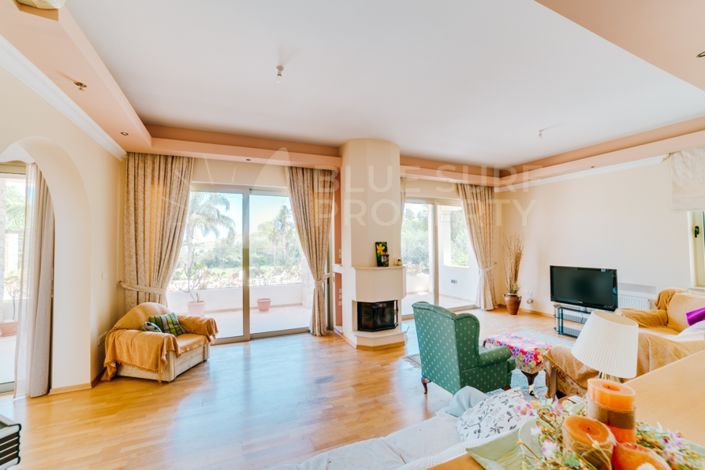 Image No.14-7 Bed Villa for sale