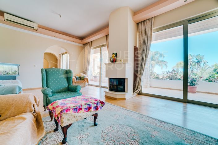 Image No.16-7 Bed Villa for sale