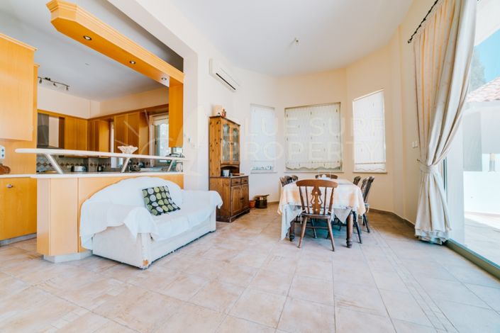 Image No.26-7 Bed Villa for sale