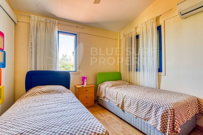 Image No.17-6 Bed Villa for sale