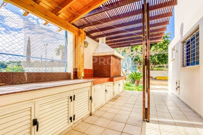 Image No.21-6 Bed Villa for sale