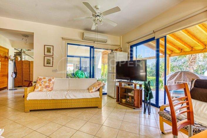 Image No.5-6 Bed Villa for sale