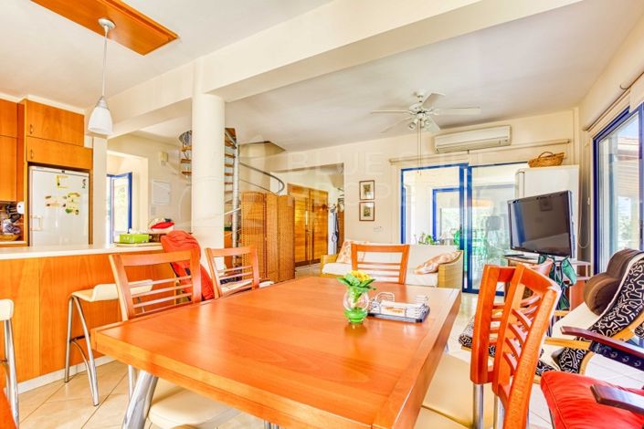 Image No.8-6 Bed Villa for sale