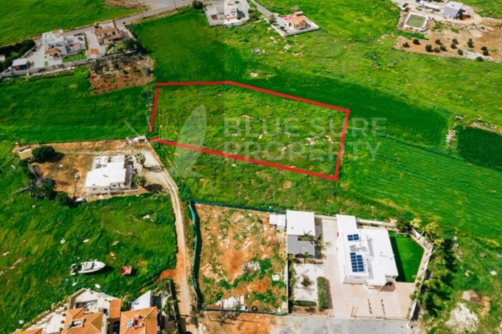 Image No.2-Propriété à vendre à Xylofagou