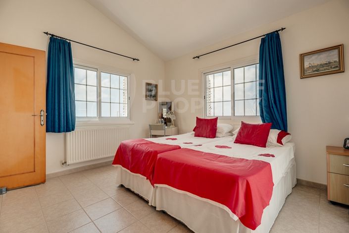 Image No.16-4 Bed Villa for sale