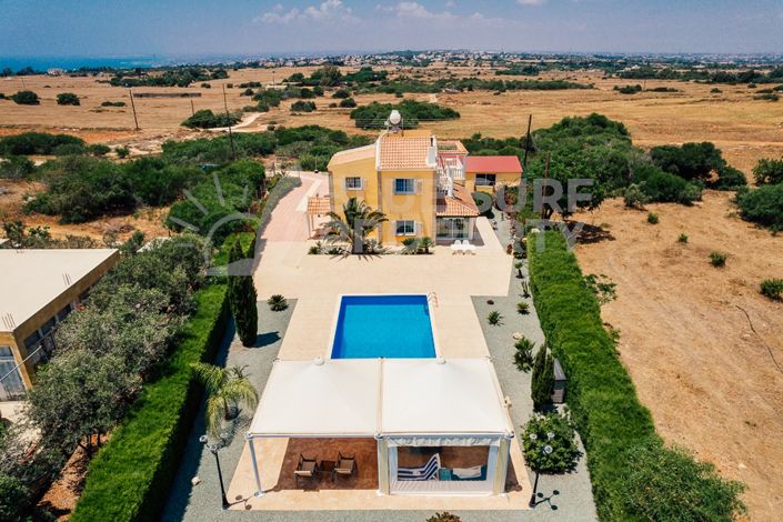 Image No.42-4 Bed Villa for sale