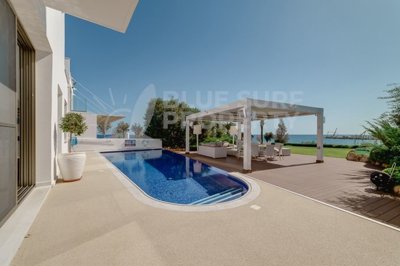 blues-002404-p-w-fc5adc4b