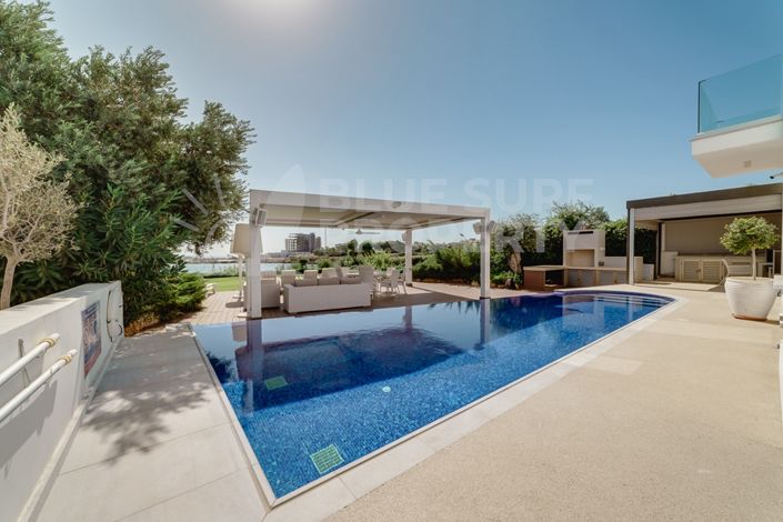 Image No.15-Villa de 5 chambres à vendre à Ayia Triada