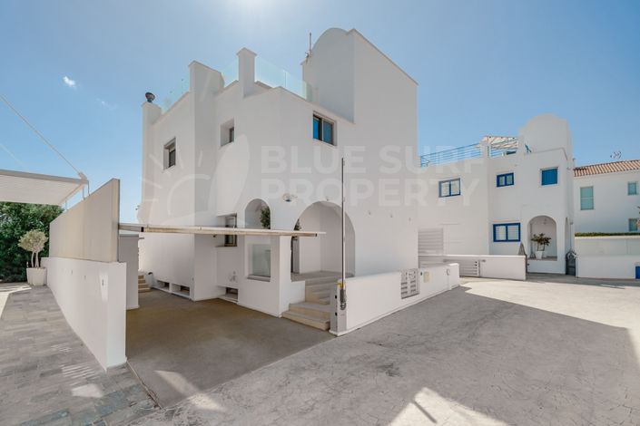 Image No.52-Villa de 5 chambres à vendre à Ayia Triada